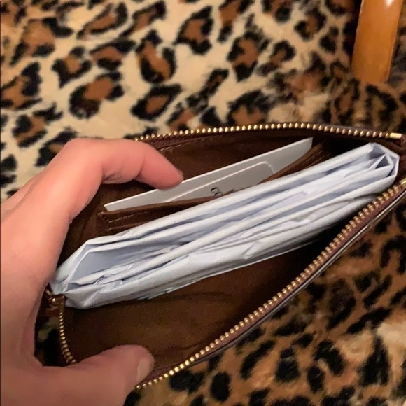 Coach classic brown wristlet / wallet, new w tags - Picture 6 of 9